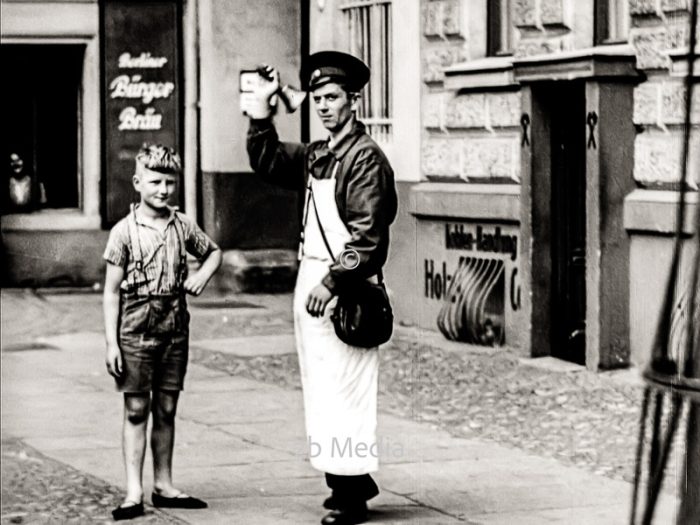 Straßenverkauf in Berlin 1930