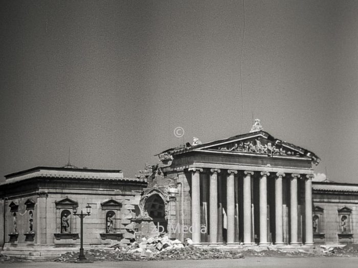 Königsplatz München Mai 1945