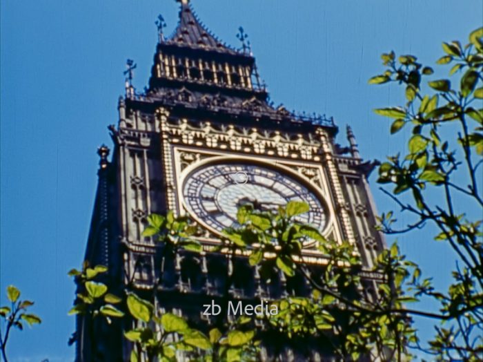 House of Parliament, London, Mai 1944