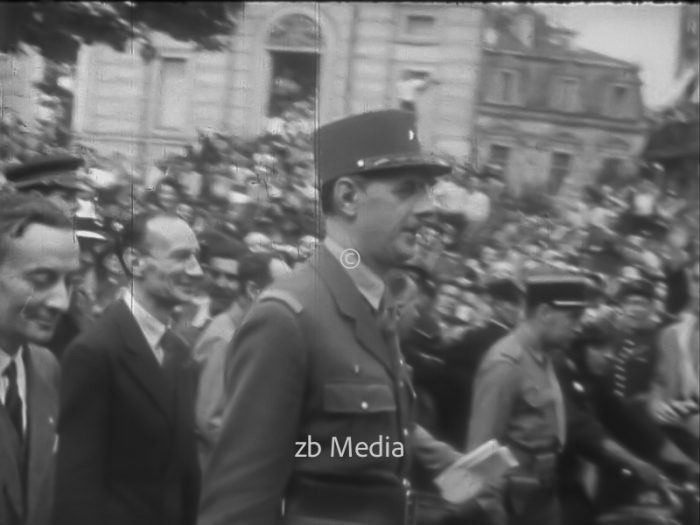 General De Gaulle in Paris