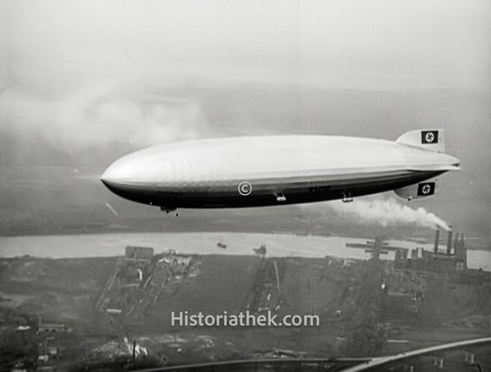 Luftschiff Hindenburg Flug über New York 1937