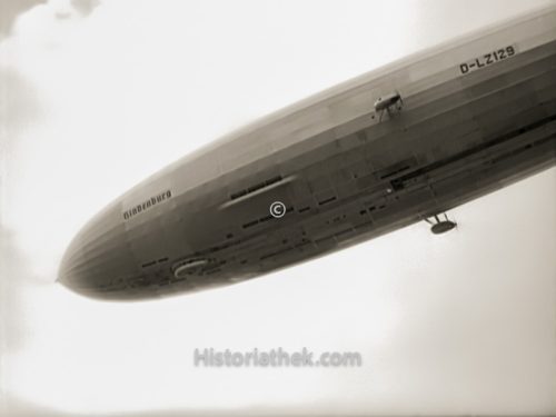 Luftschiff Hindenburg Anflug auf Lakehurst 1937