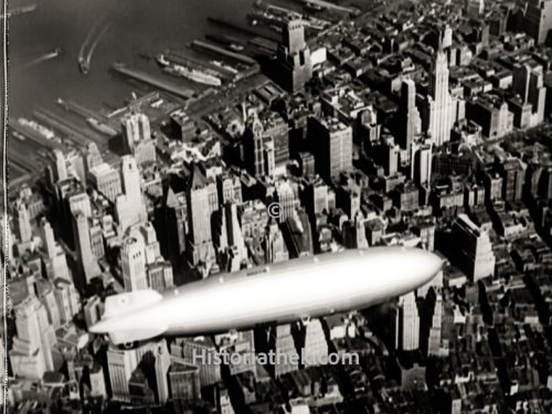 Luftschiff Hindenburg Flug über New York 1937