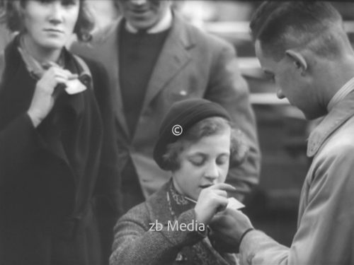 Erster Kindertransport erreicht England 1938