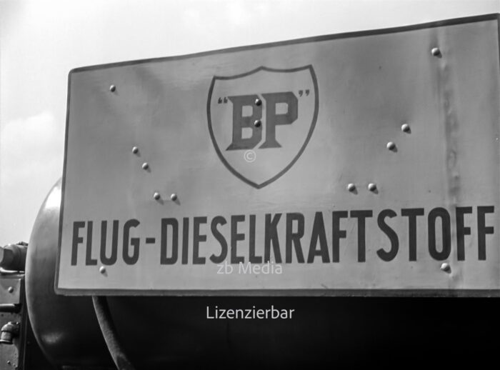 Diesel Tankwagen Flughafen Berlin Tempelhof 1937