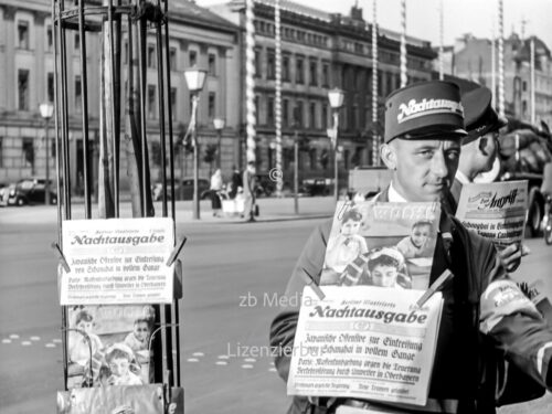 Zeitungsverkäufer in Berlin 1937