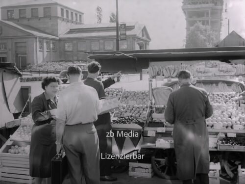 Wochenmarkt Berlin 1955