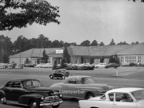 US Shopping Center am Hüttenweg Berlin 1955