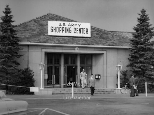 US Shopping Center am Hüttenweg Berlin 1955