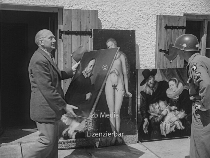 Bergung von Raubkunst in Berchtesgaden 1945