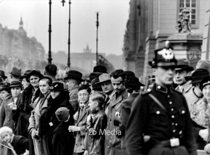 Kranzniederlegung an der Neuen Wache Berlin 1937