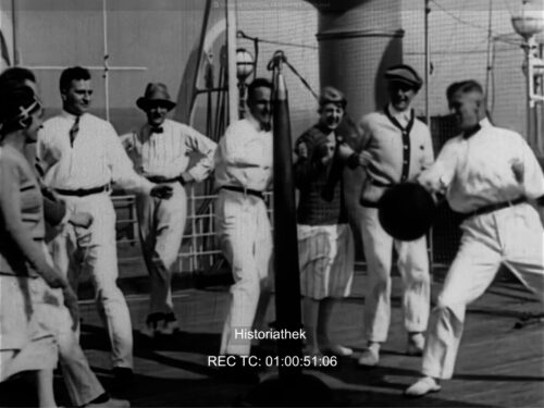 Crossing the Atlantic 1937 190105