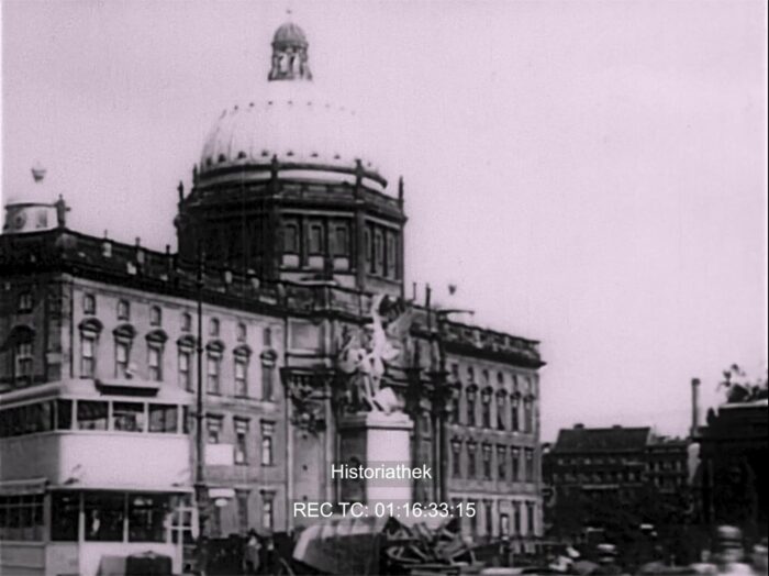 Berlin 1937 Schloss